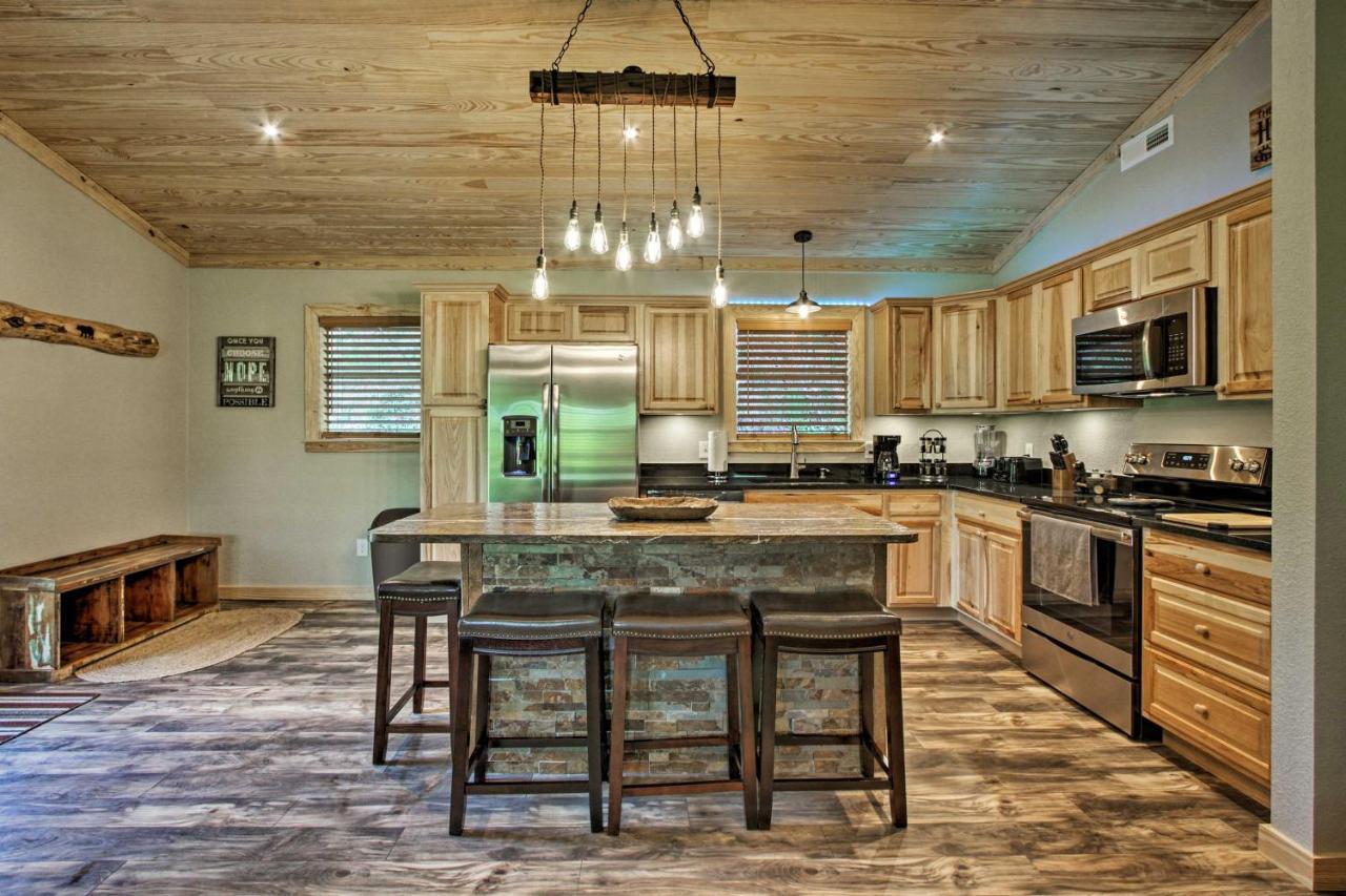 Secluded Cabin With Hot Tub, 3 Mi To Pigeon Forge! Sevierville Exterior foto