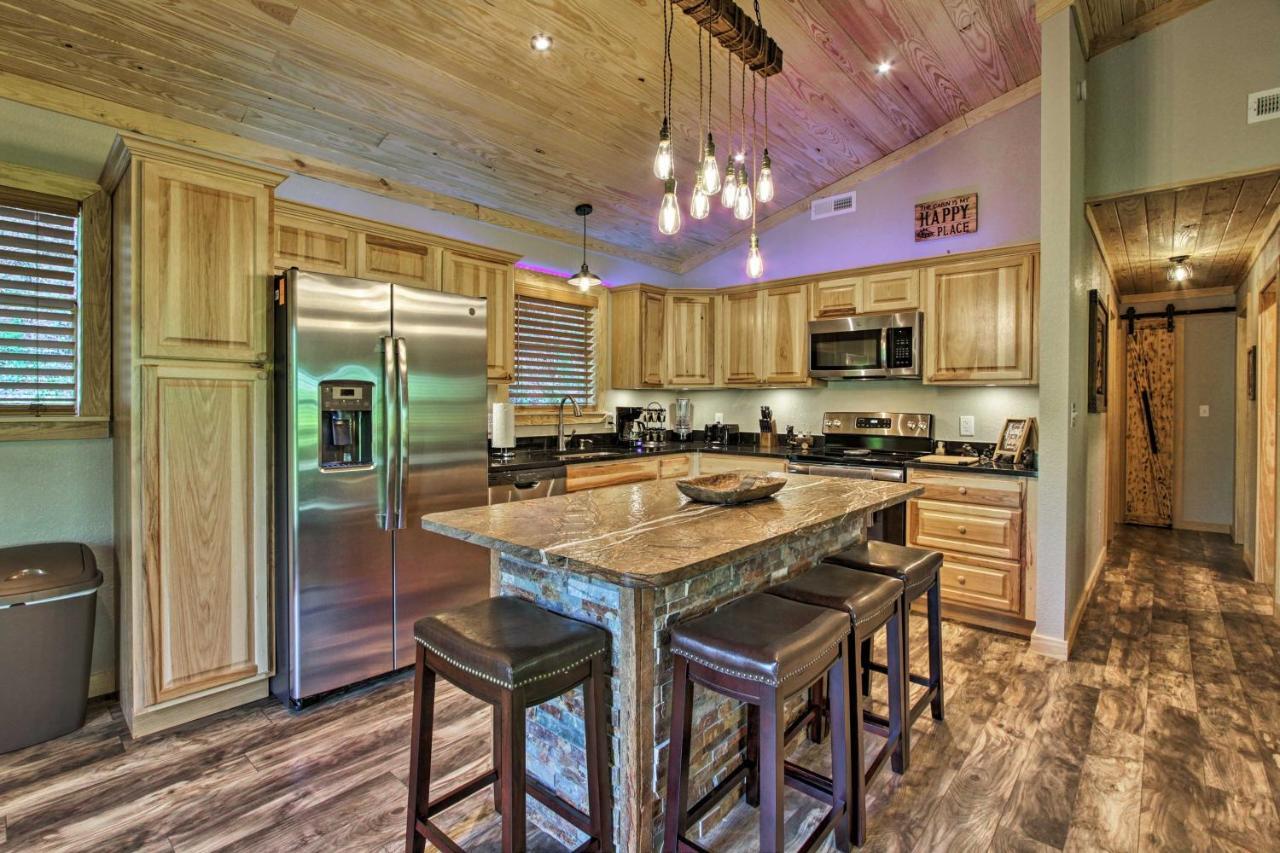 Secluded Cabin With Hot Tub, 3 Mi To Pigeon Forge! Sevierville Exterior foto